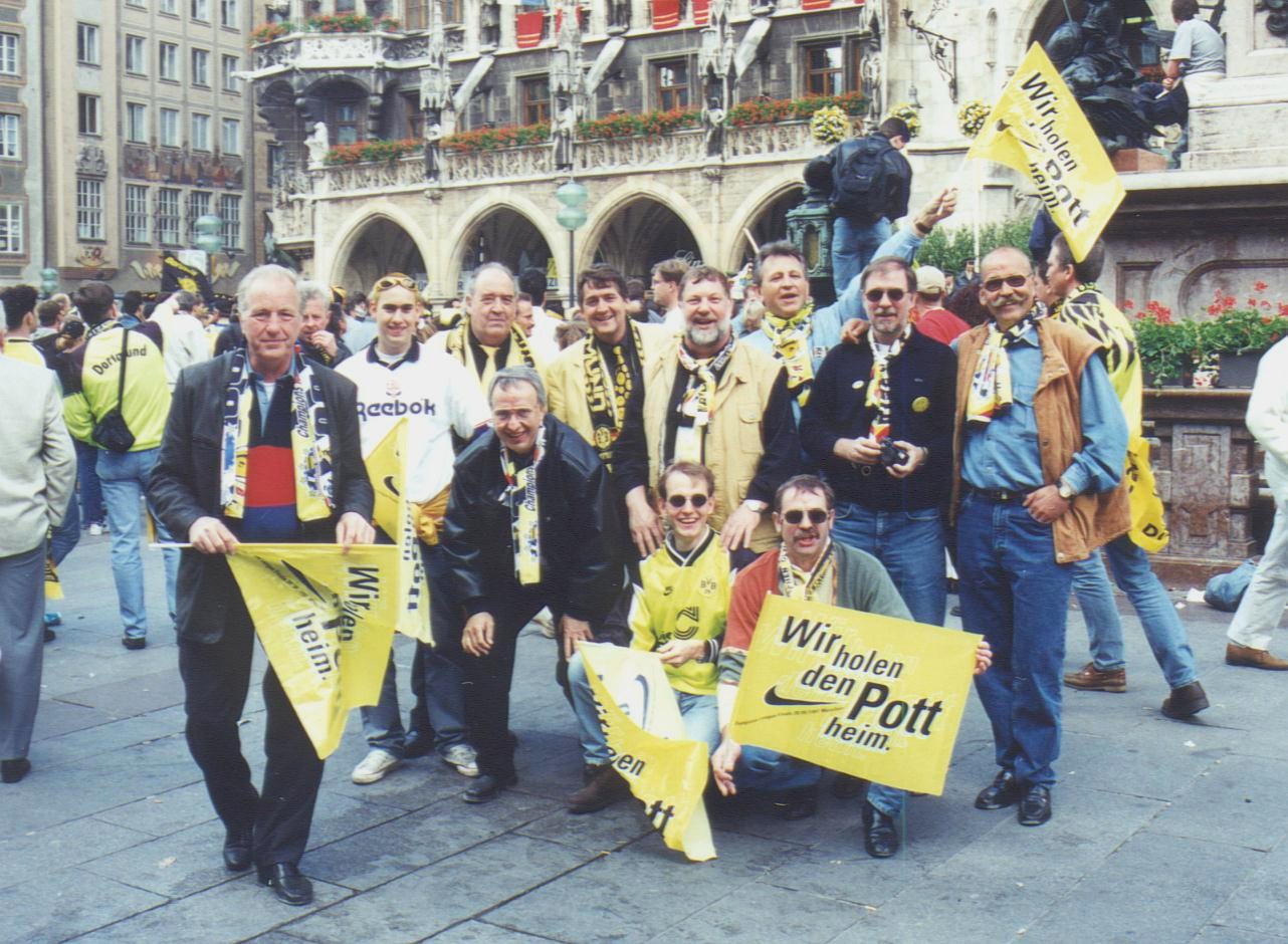 Mitglieder der Reisegruppe Finale 1997
